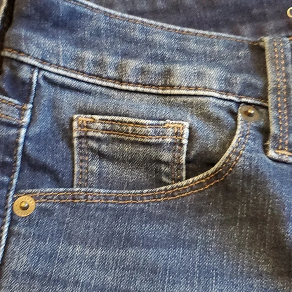 NWOT JEANS - Picture 7 of 8